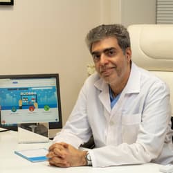 پروفسور شهرام آگاه